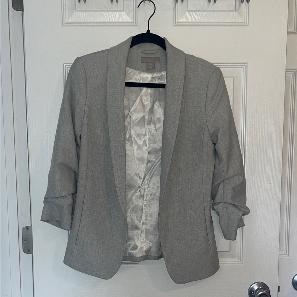 Light Gray Open-Front Women's Blazer with Rolled Sleeves
